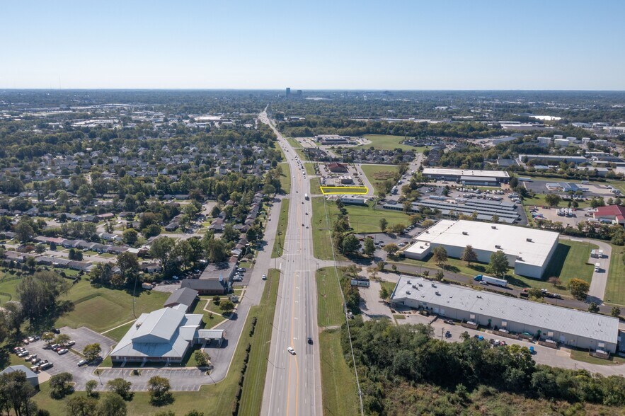 1792 Atoma dr, Lexington, KY à vendre - Photo du bâtiment - Image 2 de 14