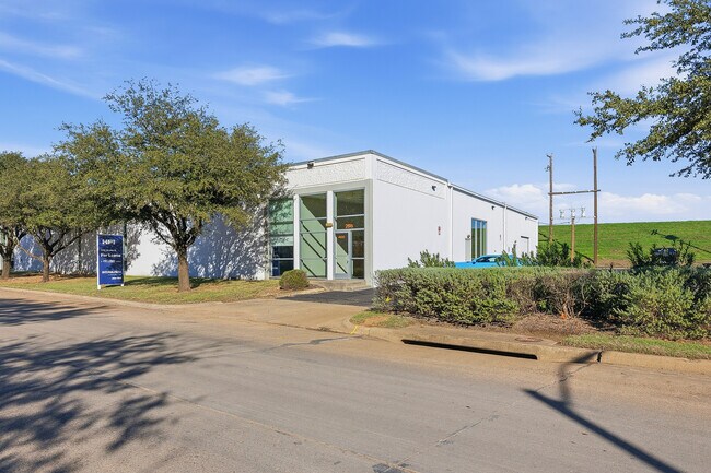 Plus de détails pour 2816 Shamrock Ave, Fort Worth, TX - Bureau/Commerce de détail à louer
