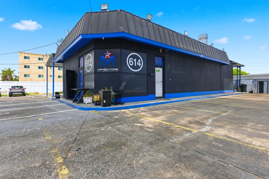 612 N Dixie Hwy, Hollywood, FL à louer - Photo du bâtiment - Image 3 de 27