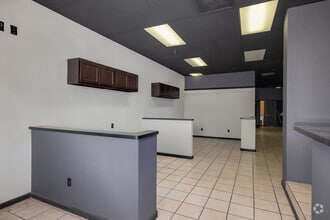 2650-2702 E University Dr, Mesa, AZ for lease Interior Photo- Image 2 of 6