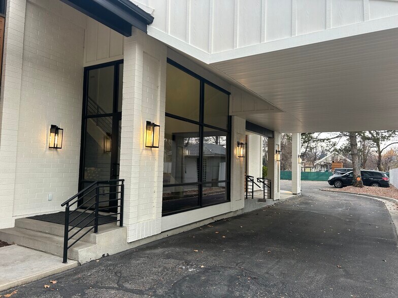 350 E Center St, Provo, UT à louer - Photo du bâtiment - Image 2 de 9