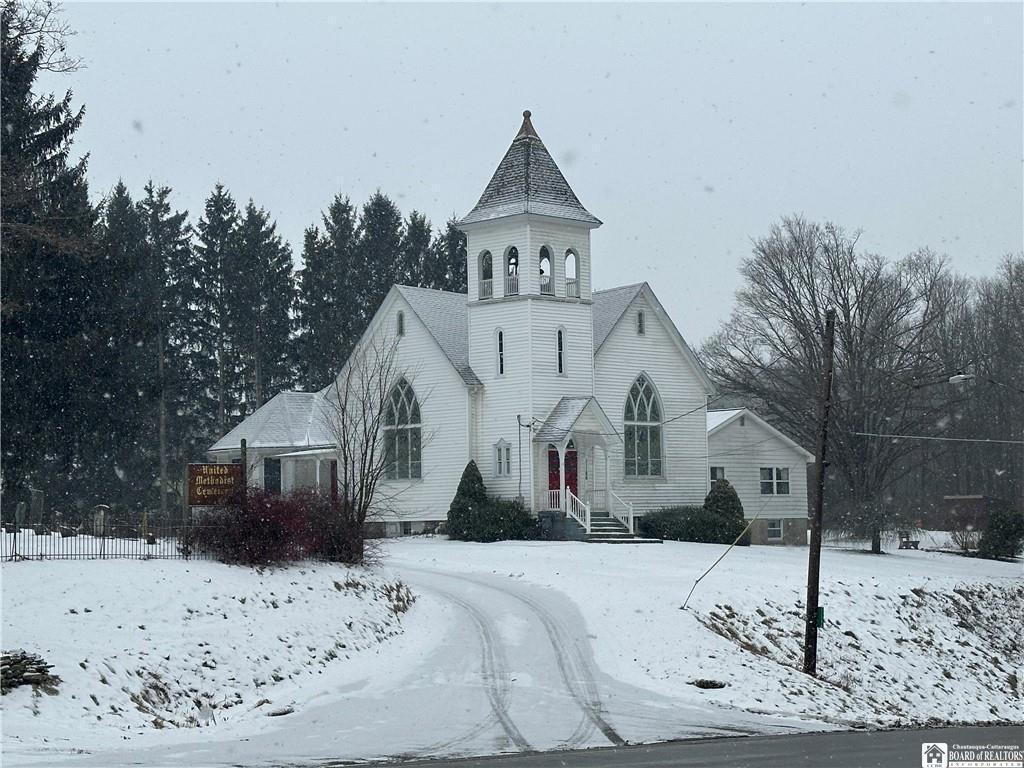 11189 Hendy Hollow Rd, Corning, NY for sale Primary Photo- Image 1 of 42