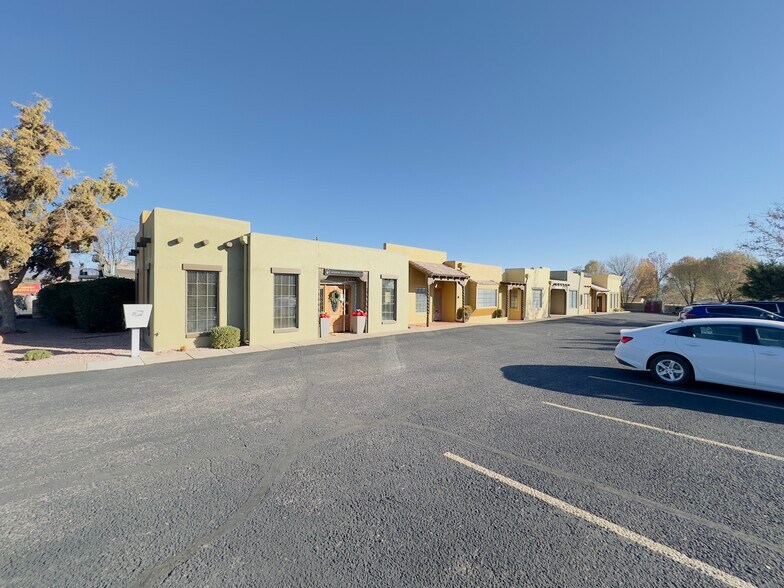 101 S Main St, Cottonwood, AZ à louer - Photo du bâtiment - Image 2 de 15