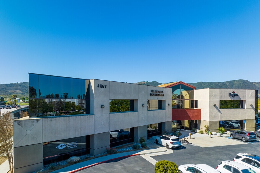 41877 Enterprise Cir N, Temecula, CA for lease - Primary Photo - Image 1 of 5