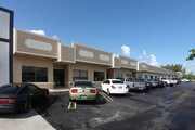 12442-12452 Wiles Rd, Coral Springs FL - Entrepôt