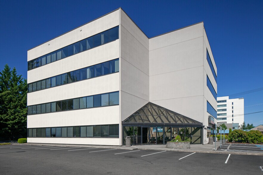 8614 NE Mill Plain Blvd, Vancouver, WA à louer - Photo du bâtiment - Image 2 de 8