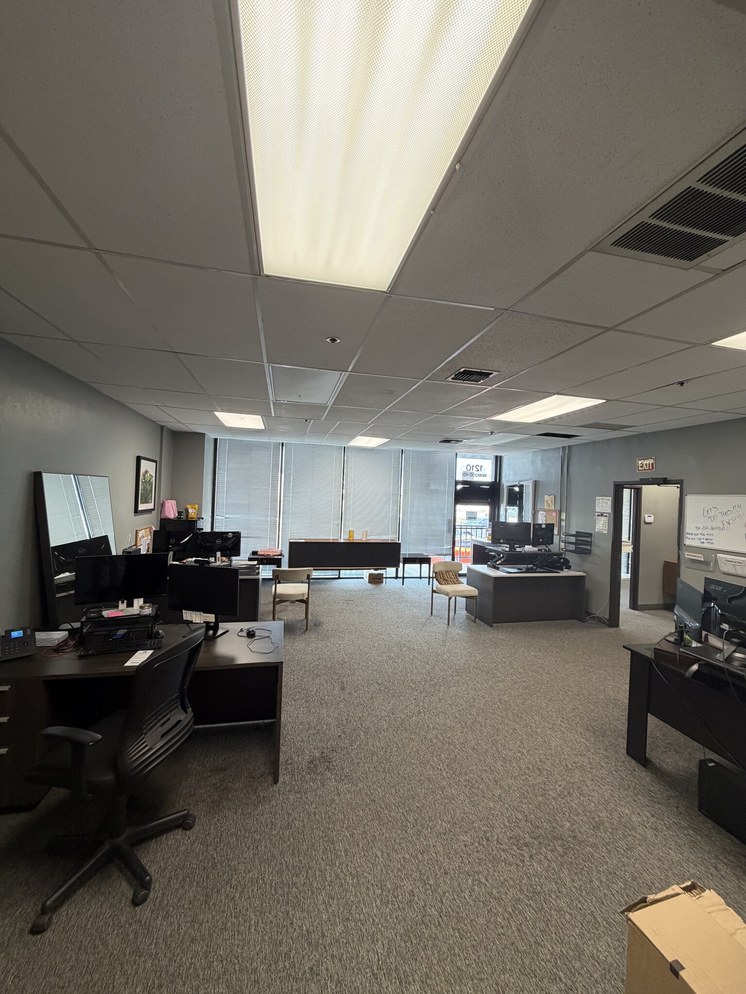 1130-1220 Inwood Rd, Dallas, TX for lease Interior Photo- Image 1 of 7