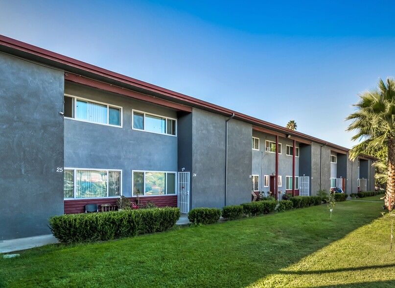 4404 Manchester Ave, Stockton, CA for sale - Building Photo - Image 3 of 11