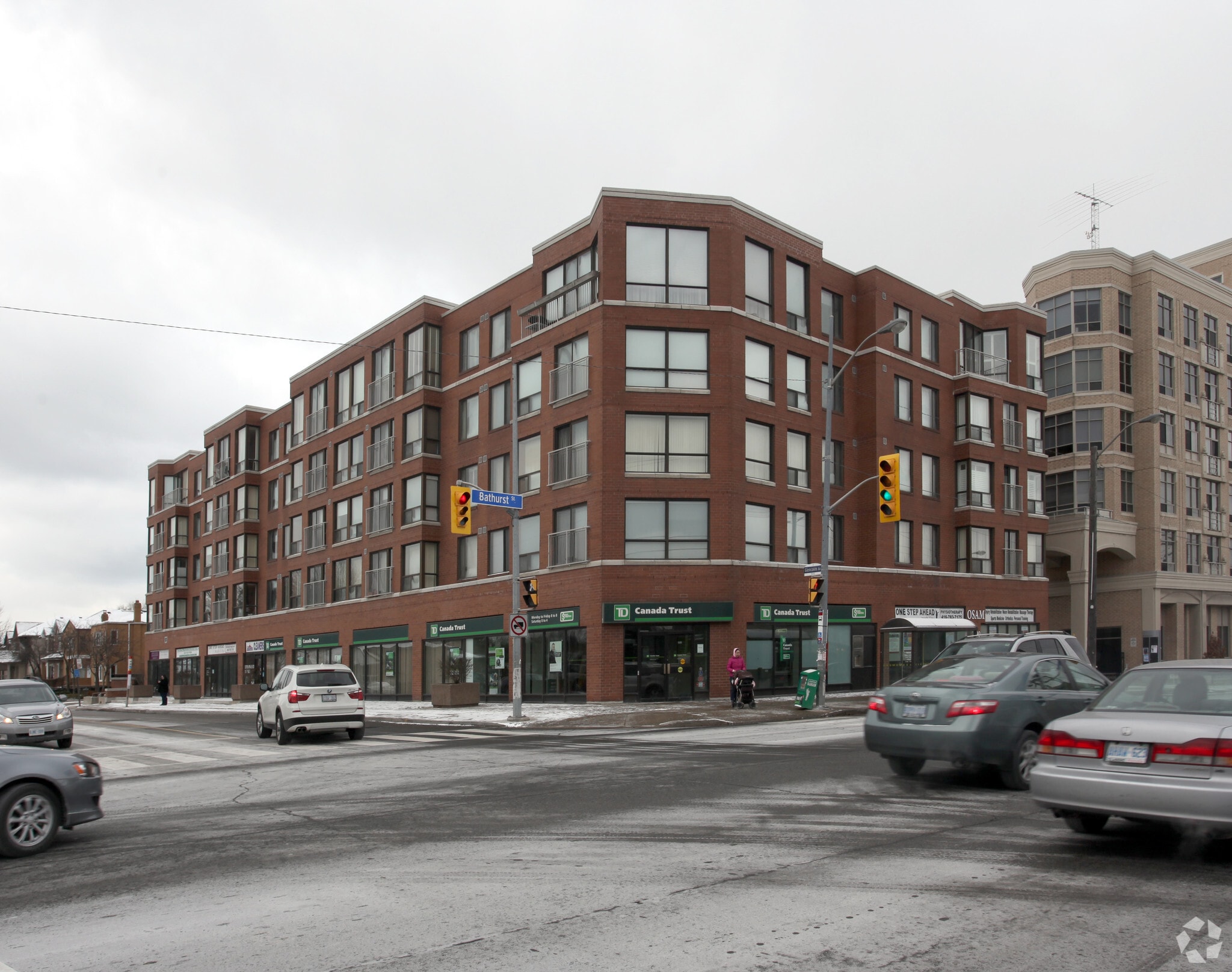 500 Glencairn Ave, Toronto, ON for lease Primary Photo- Image 1 of 4
