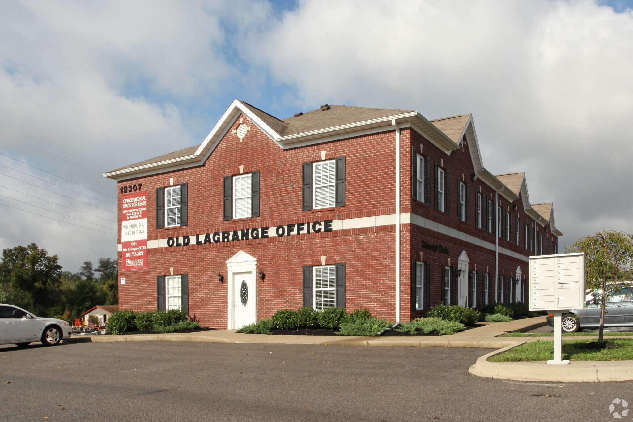 12307 Old Lagrange Rd, Louisville, KY à louer Photo du bâtiment- Image 1 de 42