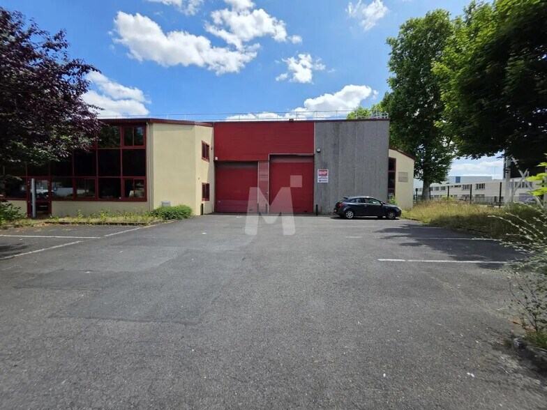 Flex dans Bondoufle à louer - Photo du bâtiment - Image 2 de 8