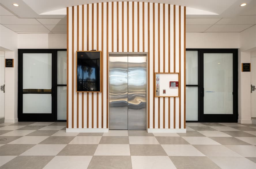 3511 Camino del Rio S, San Diego, CA for lease - Building Photo - Image 3 of 11