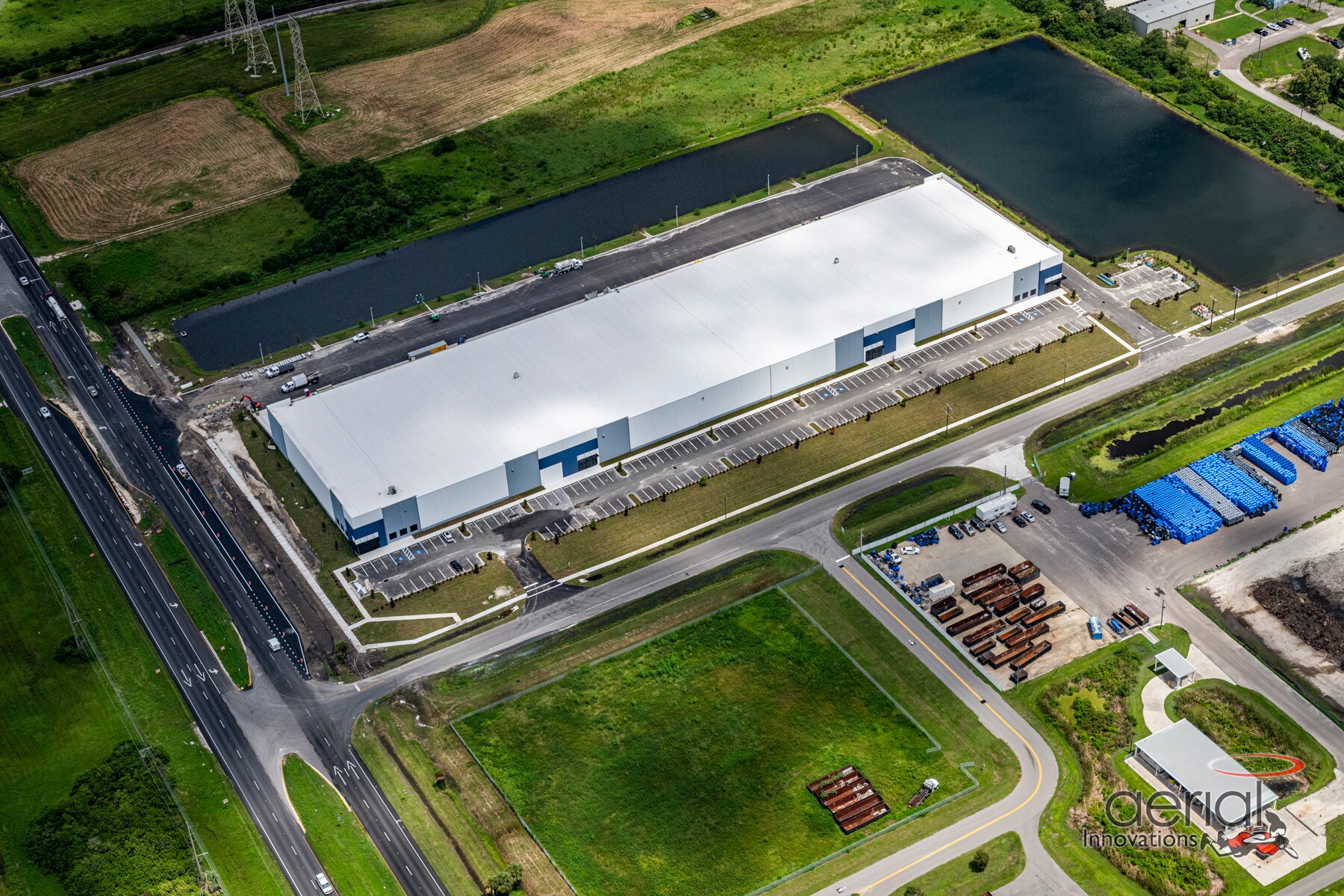 0 Powell Rd, Gibsonton, FL à louer Photo principale- Image 1 de 7