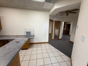 2855 E Brown Rd, Mesa, AZ for lease Interior Photo- Image 2 of 9