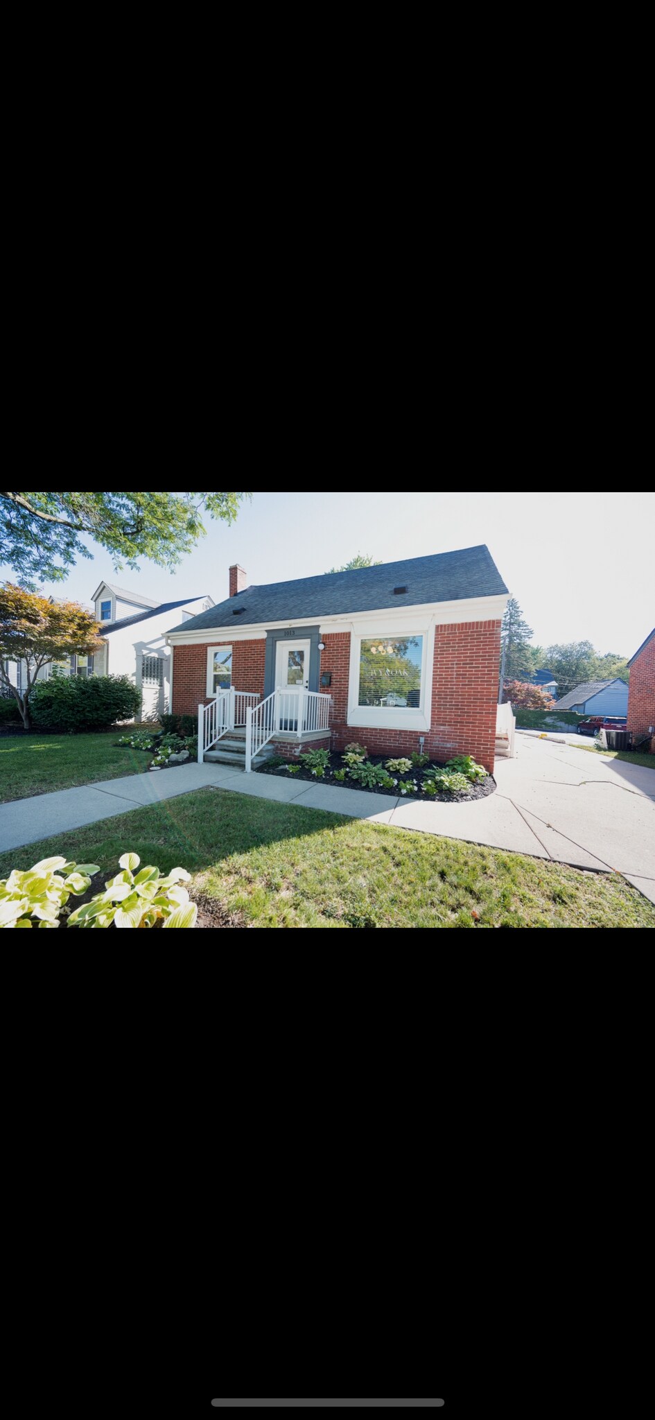 1013 S Main St, Plymouth, MI à vendre Photo principale- Image 1 de 6