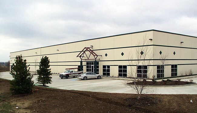 Plus de détails pour 5100 Prime Pky, McHenry, IL - Industriel à louer