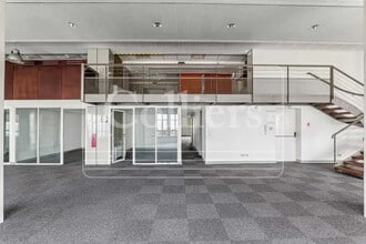 Office in Marseille for lease Interior Photo- Image 2 of 10