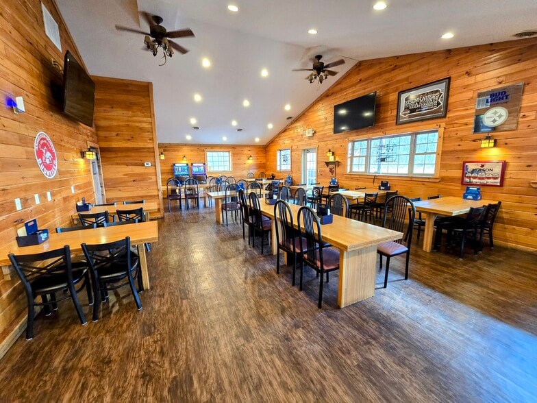 1896 Route 44 Hwy, Jersey Shore, PA for sale - Building Photo - Image 2 of 24