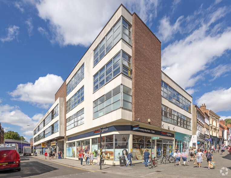 2-26 Corporation St, Lincoln for lease - Primary Photo - Image 1 of 9