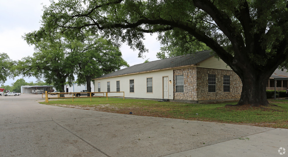 24227 Hufsmith-Kohrville Rd, Tomball, TX for sale - Building Photo - Image 3 of 6