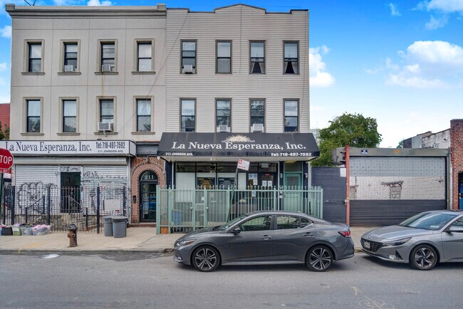 More details for 213 Johnson Ave, Brooklyn, NY - Multifamily for Sale