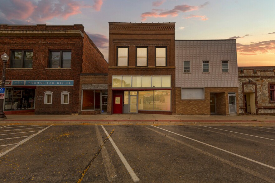 508 Central Ave N, Faribault, MN à vendre - Photo du bâtiment - Image 2 de 24