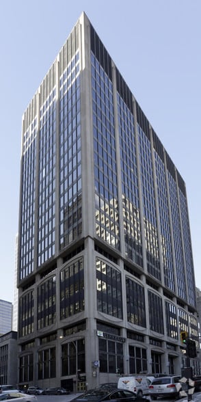 1080 Côte Du Beaver Hall, Montréal, QC à louer - Photo du bâtiment - Image 2 de 5