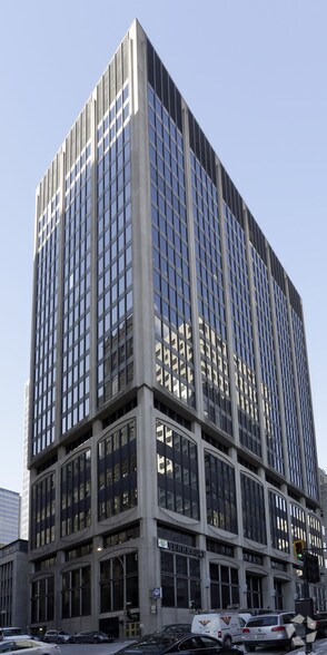 1080 Côte Du Beaver Hall, Montréal, QC à louer - Photo du bâtiment - Image 2 de 5