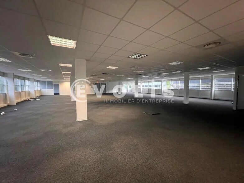 Office in Mérignac for lease - Interior Photo - Image 3 of 6