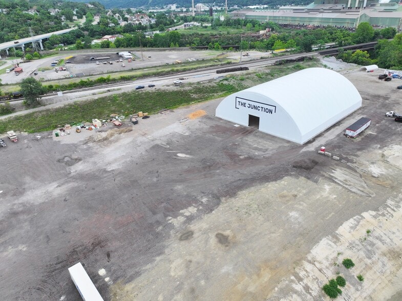 1900 Commercial Ave, Mingo Junction, OH for lease - Building Photo - Image 2 of 3