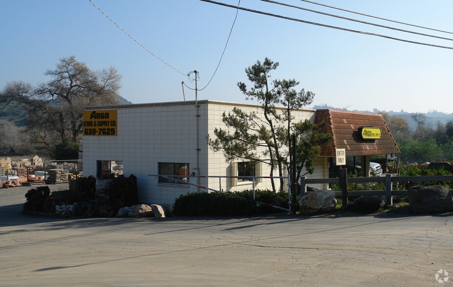 30919 Mission Rd, Bonsall, CA for lease - Building Photo - Image 3 of 23