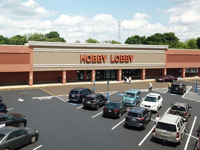 100 Spalding Square, Griffin, GA à louer - Photo du bâtiment - Image 2 de 41