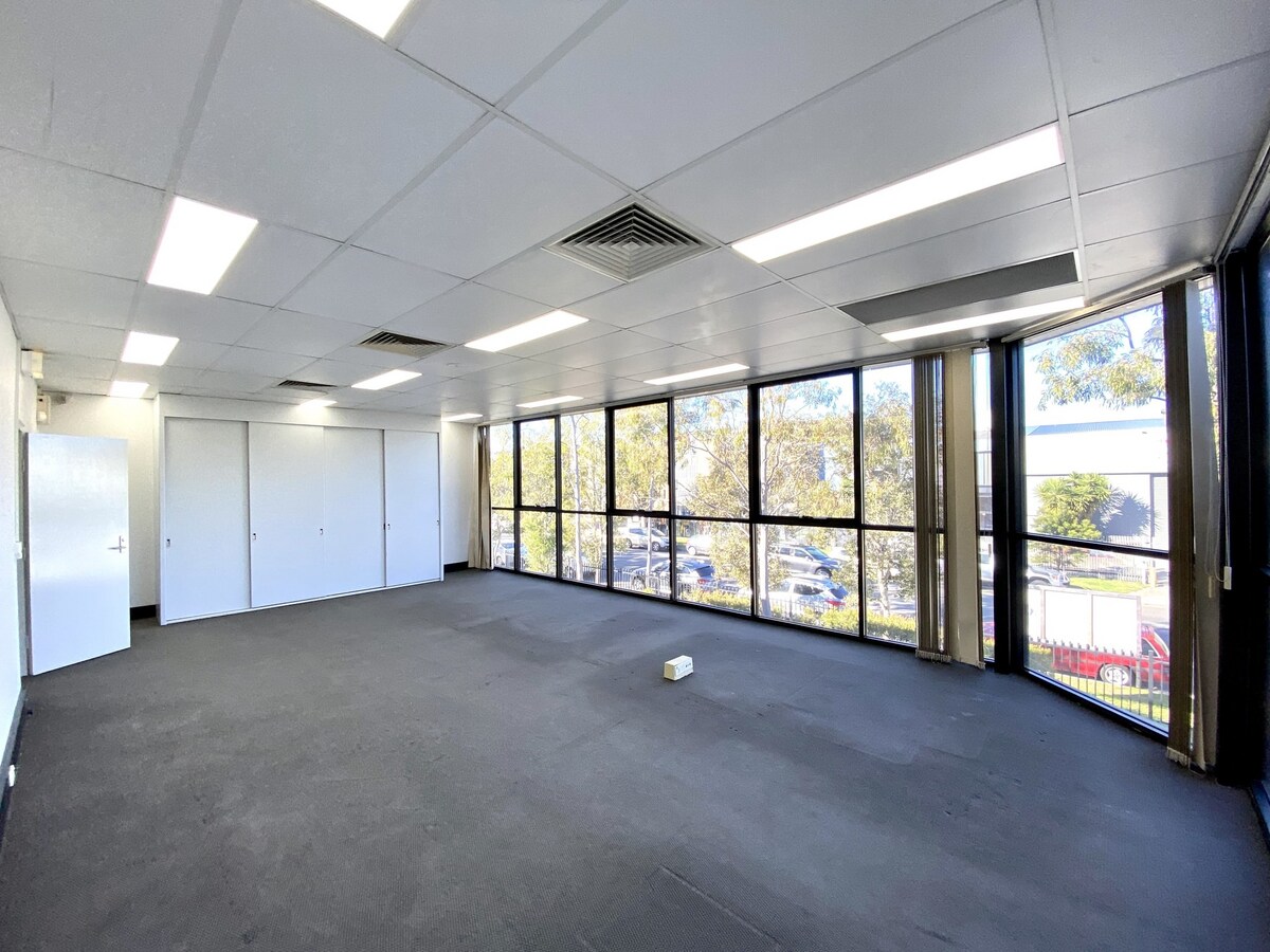 21-23 Bay Rd, Taren Point, NSW 2229 - Unit 4 - - Interior Photo - Image 2 of 6