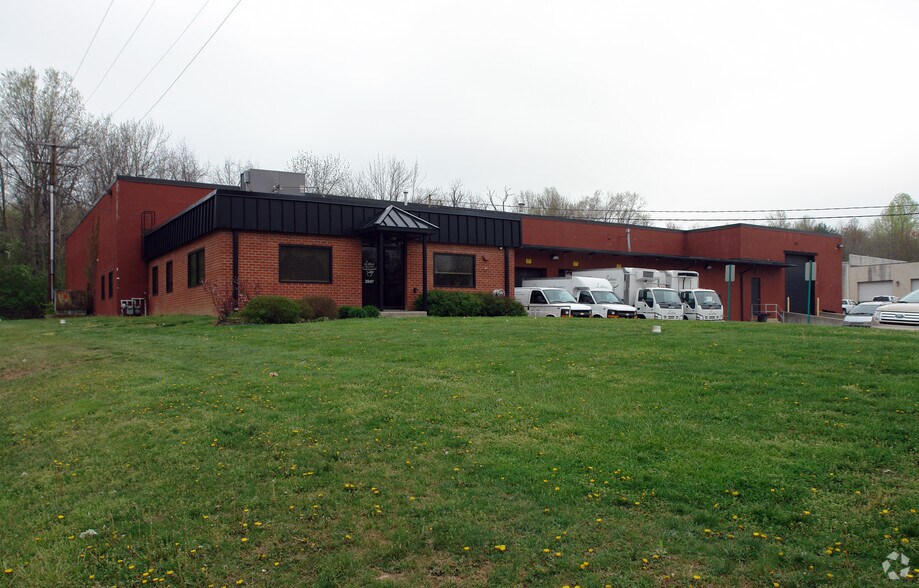 2947 Felton Rd, Norristown, PA à louer - Photo principale - Image 1 de 3