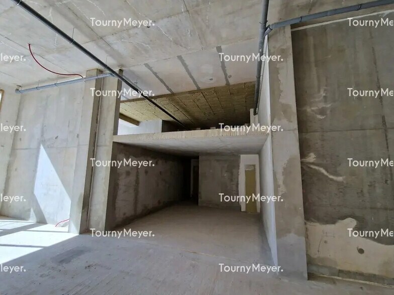 Retail in Montpellier for sale - Interior Photo - Image 3 of 4