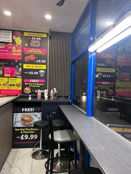 807 Wandsworth Rd, London for lease - Building Photo - Image 2 of 7