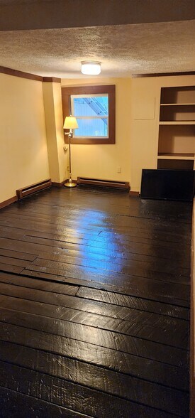 3385 US Highway 321 S, Blowing Rock, NC à vendre - Photo intérieure - Image 3 de 10