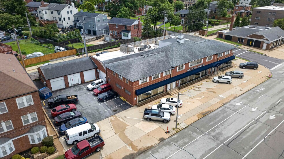 444 S Brentwood Blvd, Clayton, MO for lease - Building Photo - Image 2 of 10