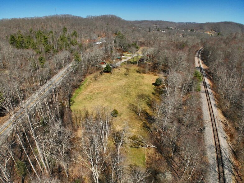 2191 Lester Hwy hwy, Lester, WV à vendre - Photo du bâtiment - Image 3 de 24