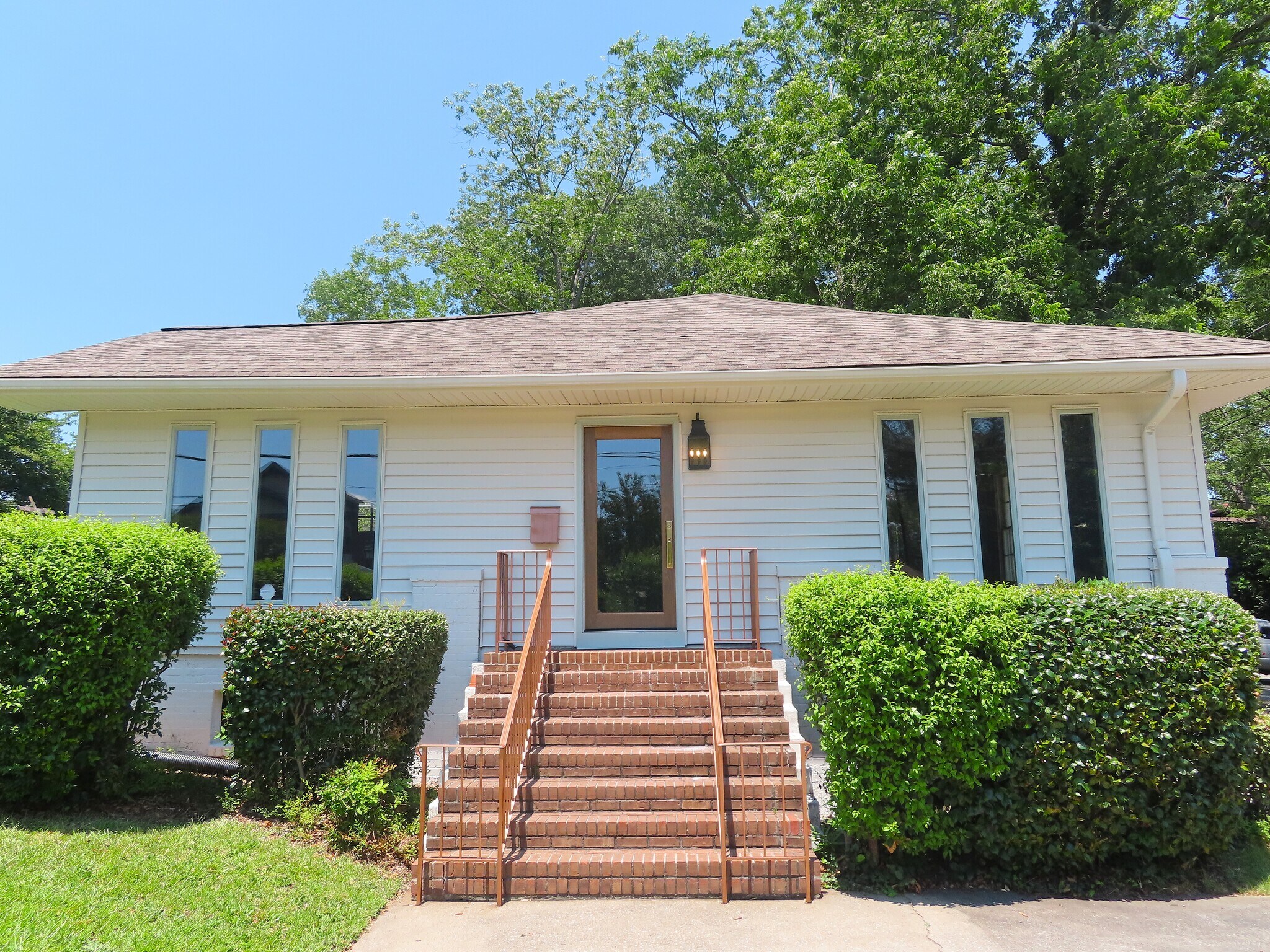 320 W Stone Ave, Greenville, SC à vendre Photo du bâtiment- Image 1 de 1