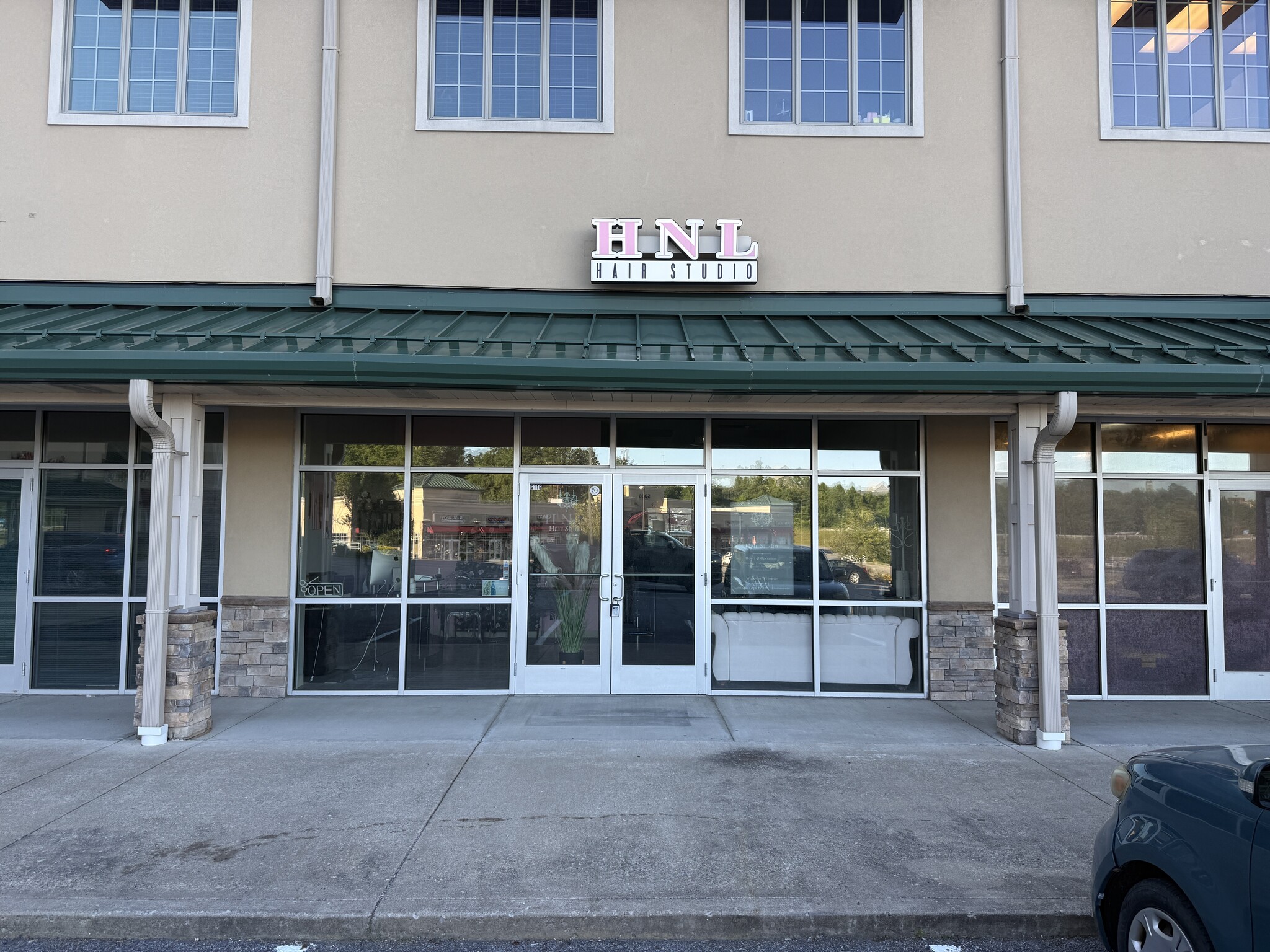 5000-6000 Mid Atlantic Dr, Morgantown, WV for lease Interior Photo- Image 1 of 10
