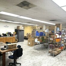 1113 Capital Blvd, Raleigh, NC à louer Photo intérieure- Image 2 de 3