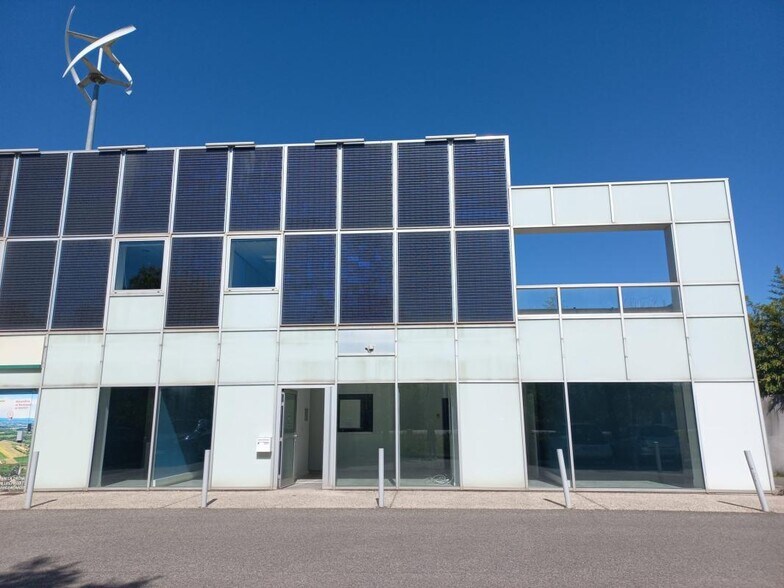 Retail in Montélimar for lease - Building Photo - Image 3 of 4