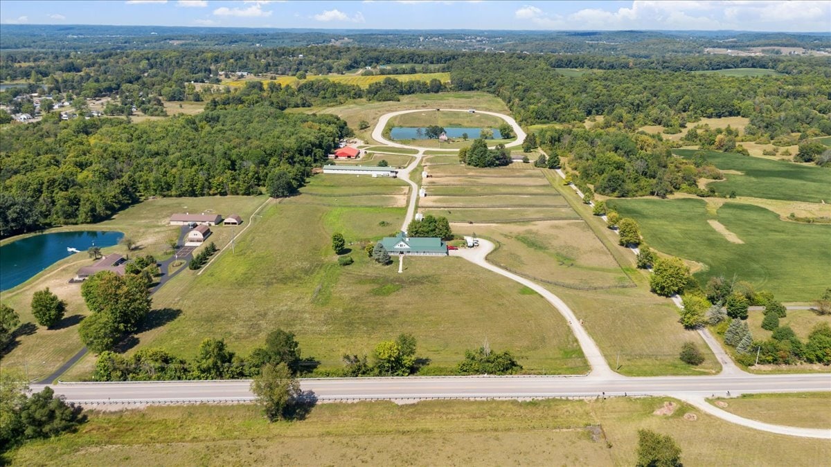 7233 National Rd, Thornville, OH à vendre Photo principale- Image 1 de 47