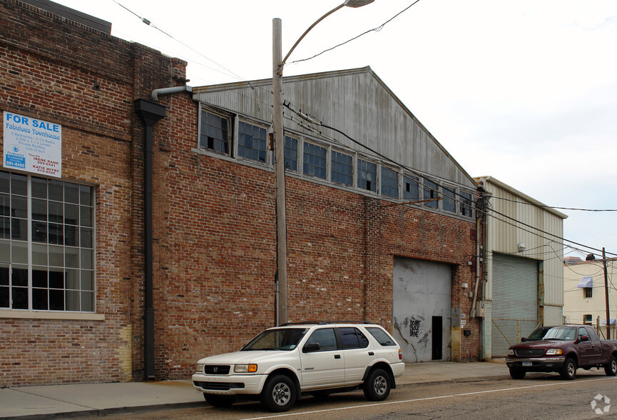 1035 Tchoupitoulas St, New Orleans, LA for sale - Primary Photo - Image 1 of 1