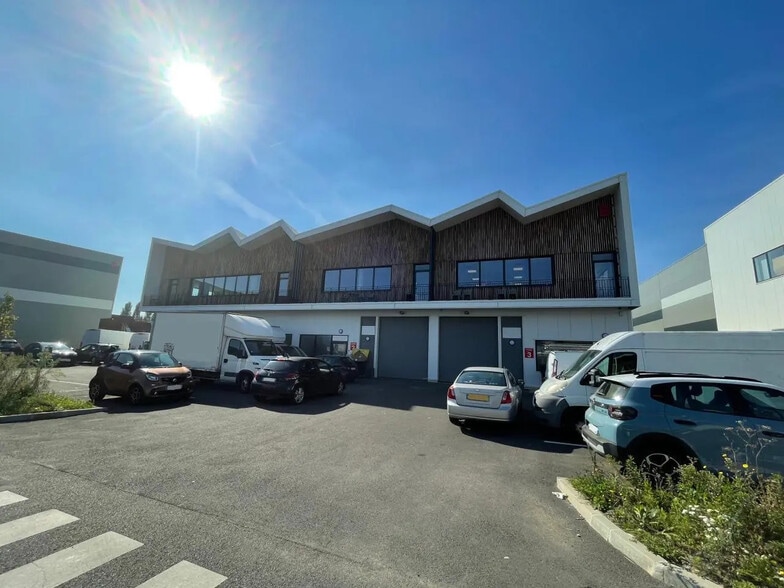 Flex in Montmagny for sale - Building Photo - Image 3 of 8