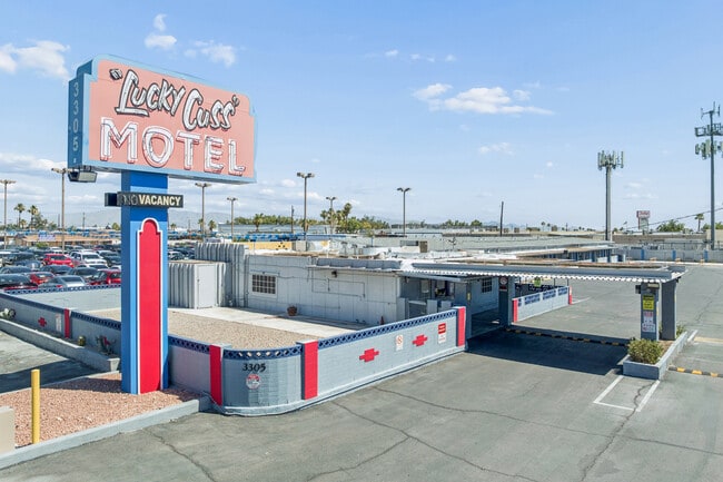 More details for 3305 Fremont St, Las Vegas, NV - Hospitality for Sale