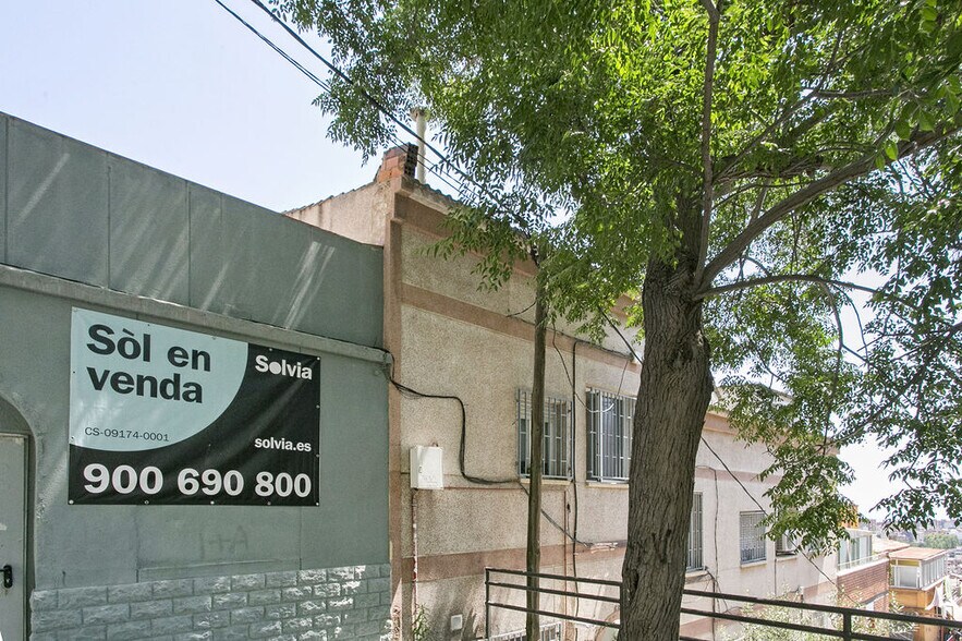 Terrain dans Badalona, Barcelona à vendre - Photo du bâtiment - Image 2 de 5