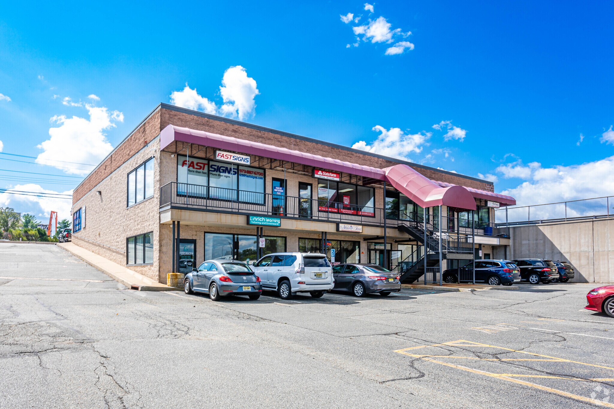 50 State Route 10, East Hanover, NJ à louer Photo principale- Image 1 de 5