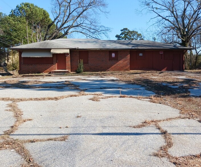 2554 E Wesley Chapel Way, Decatur, GA for lease - Building Photo - Image 3 of 9